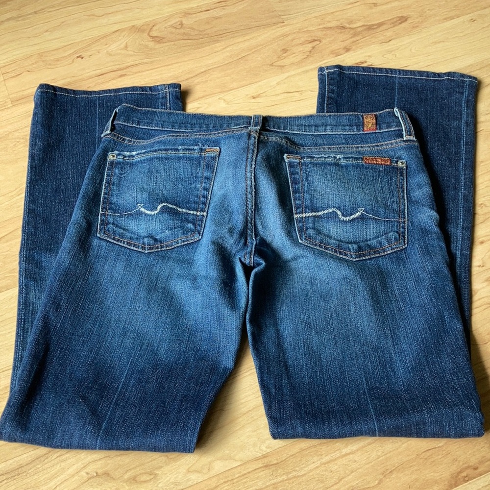 7 For All Mankind jeans. Size 27.